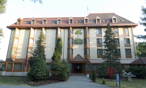   - Park Hotel Gyula