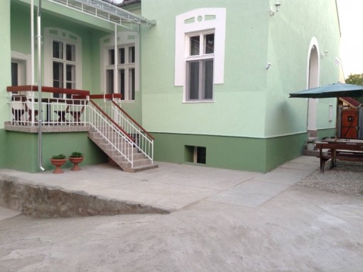   - Pannon Apartman Gyula